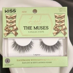 Set Of Lashes